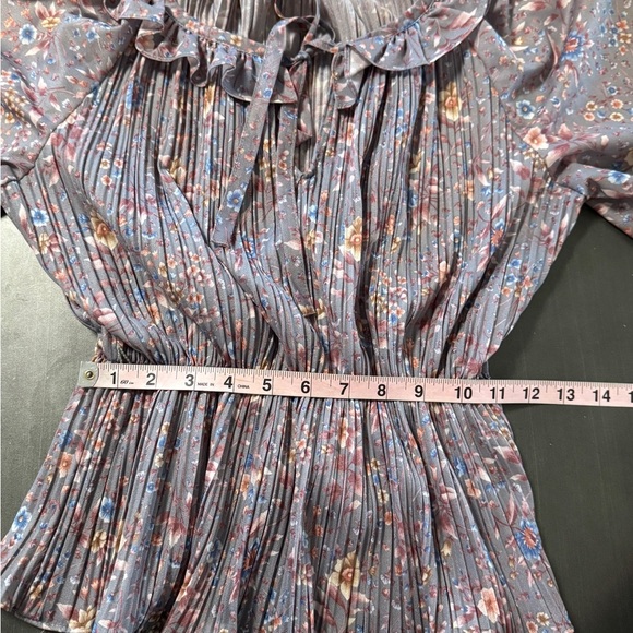 Vintage 70s Gray Floral Keyhole Ruffled Pleated Peplum Chiffon‎ USA Union Made - Picture 11 of 16